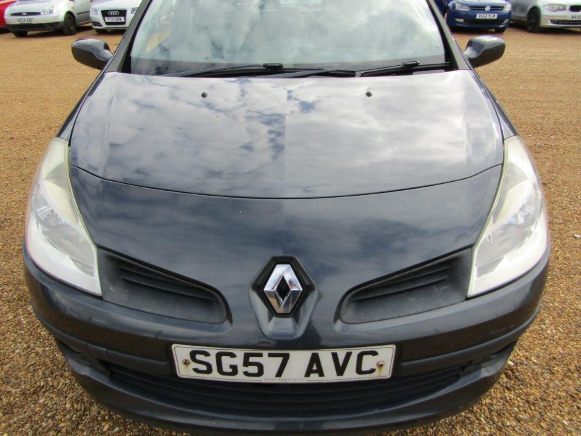 57 07 Renault Clio Privilege - Image 4 of 19