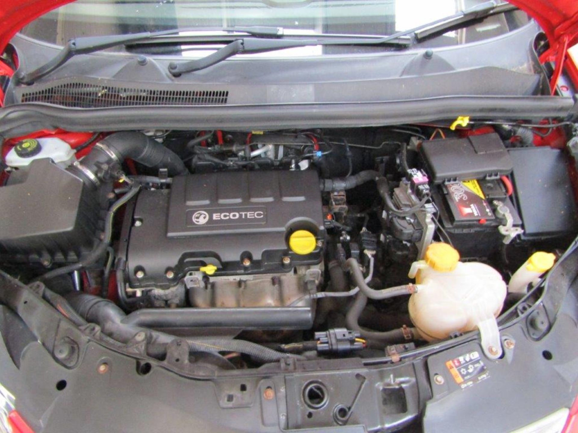 64 14 Vauxhall Corsa SE - Image 6 of 21