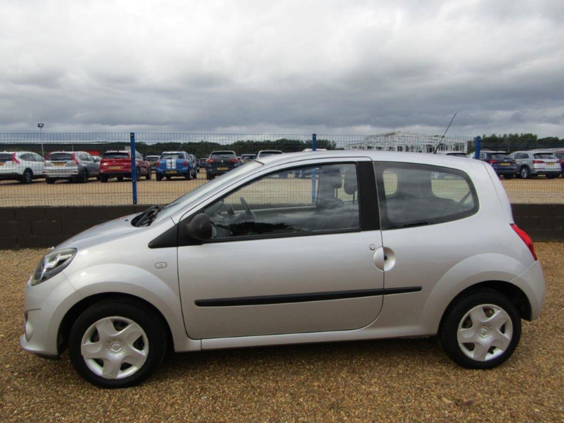 08 08 Renault Twingo Extreme 60 - Image 2 of 19