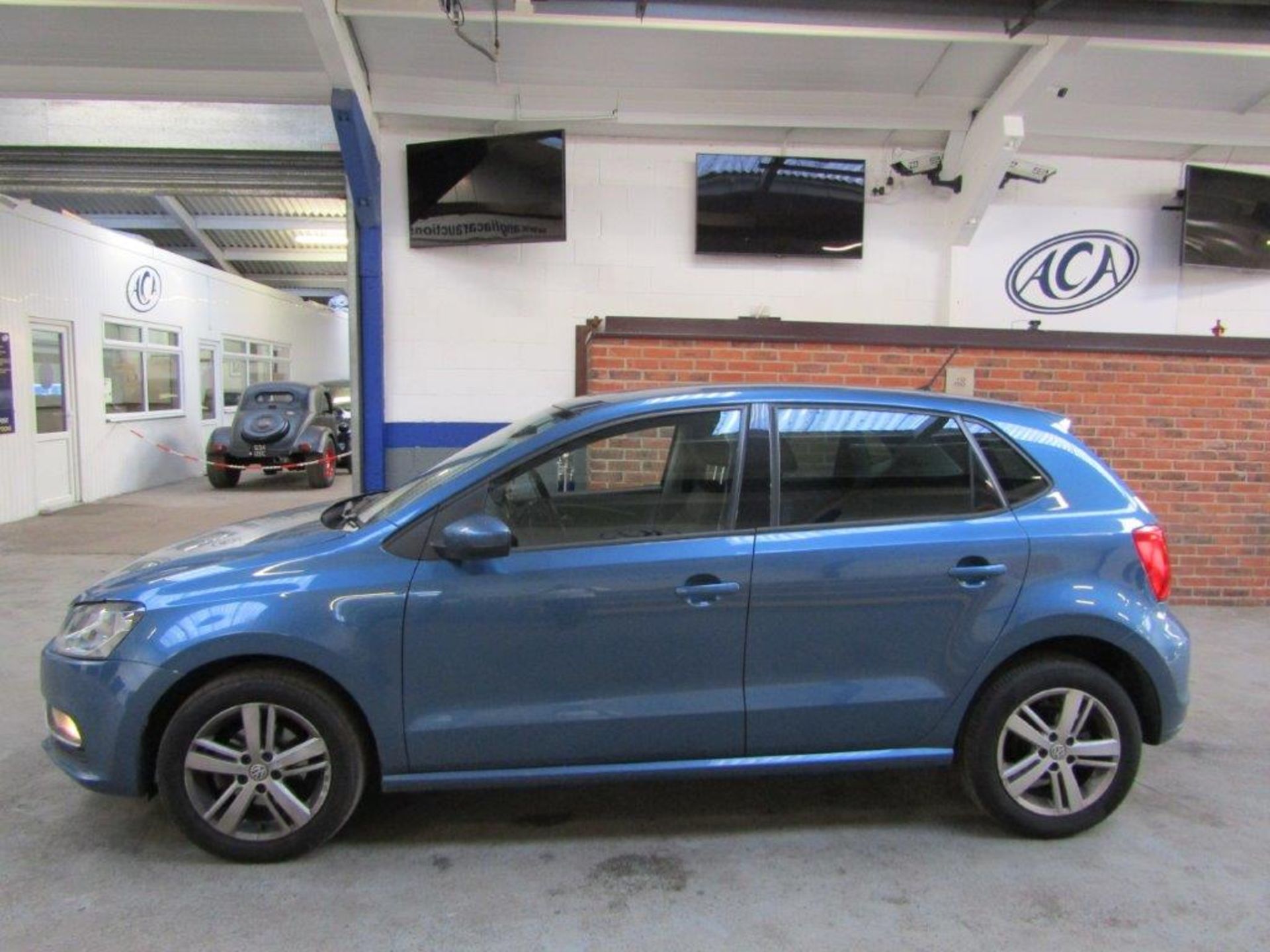 16 16 VW Polo Match TSI