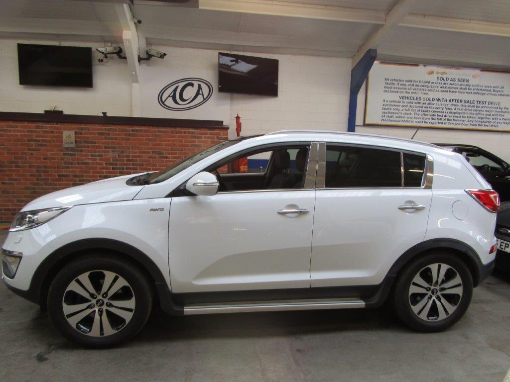 63 13 Kia Sportage KX-4 CRDI - Image 2 of 23