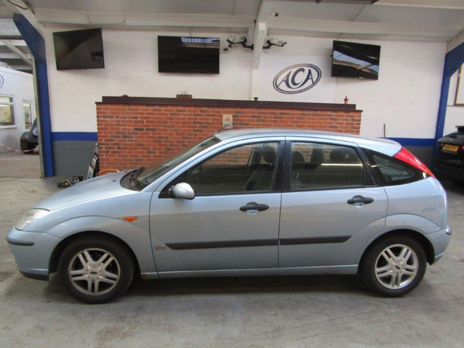 54 04 Ford Focus Zetec - Image 2 of 17