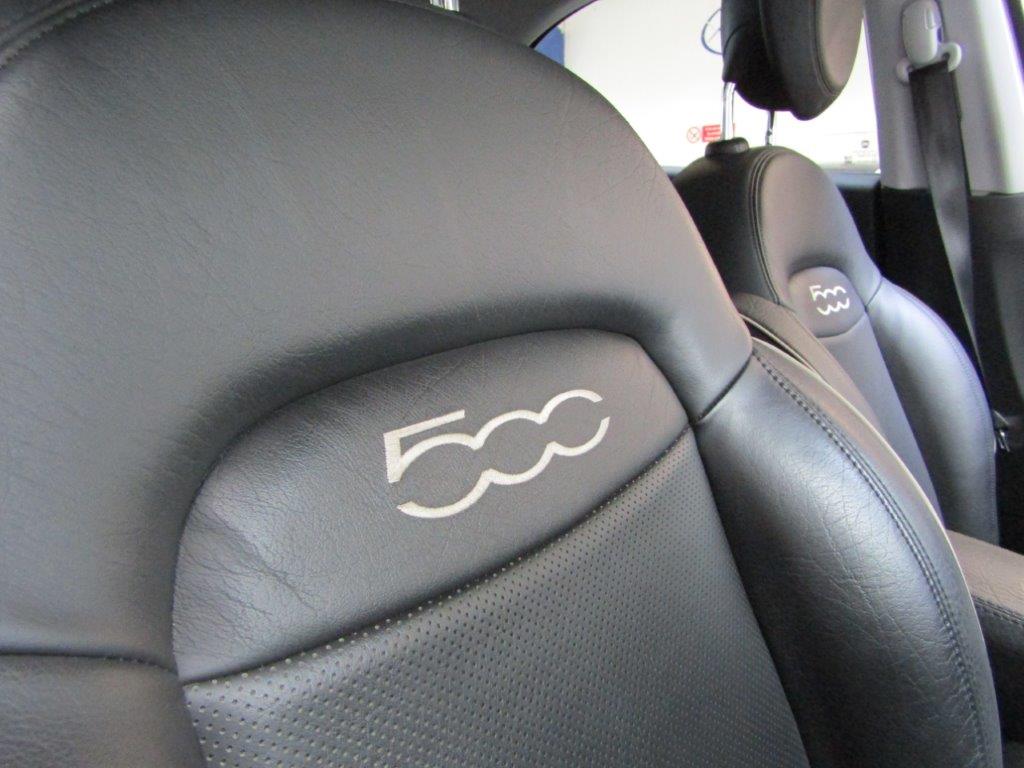 18 18 Fiat 500X Lounge Multijet - Image 16 of 26