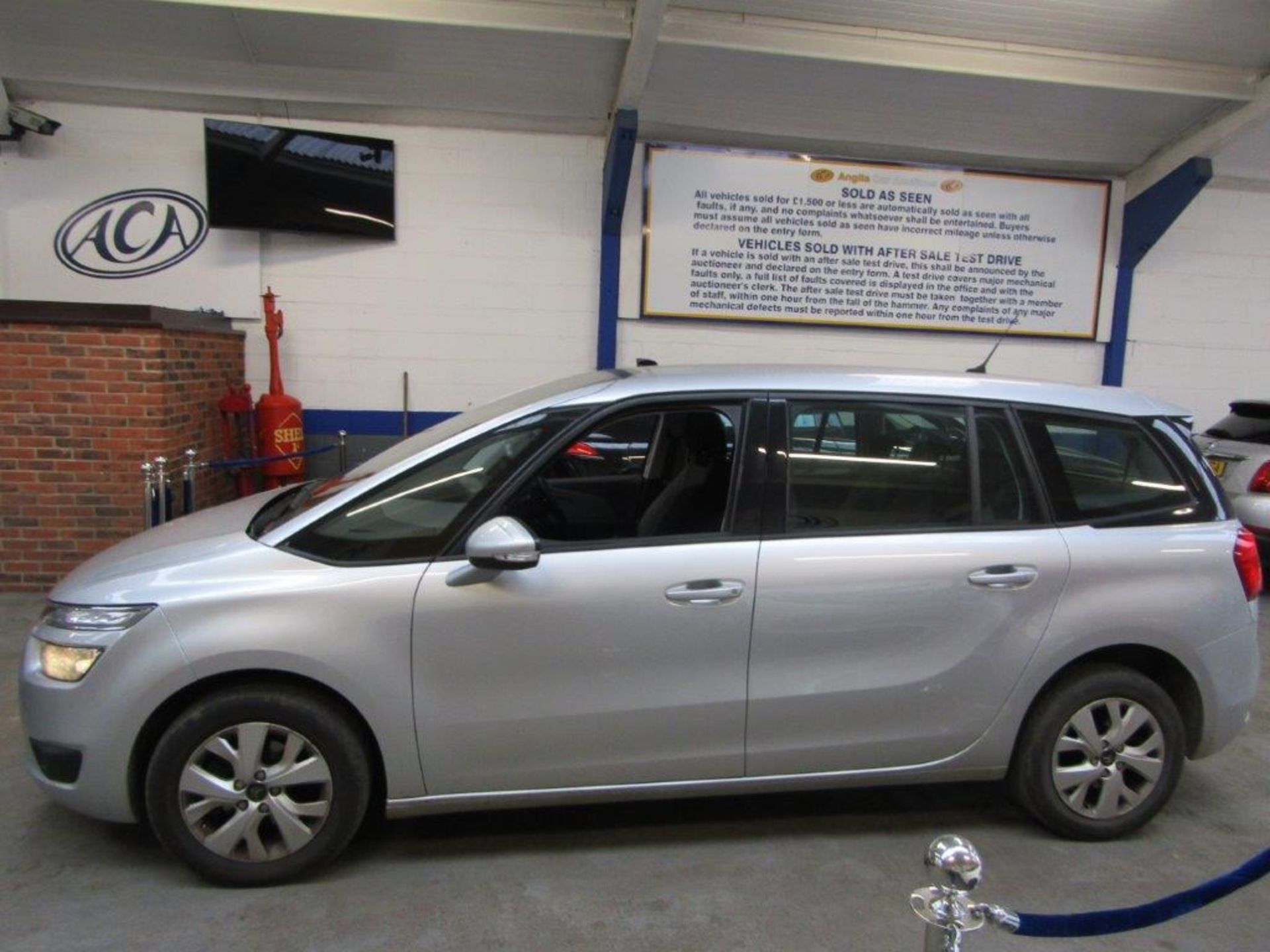 64 14 Citroen C4 Gr Picasso VTR+ - Image 2 of 24