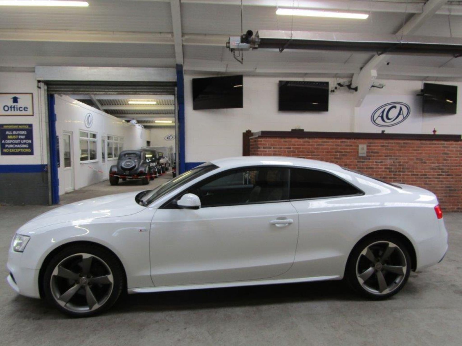 13 13 Audi A5 S Line Black edition T - Image 2 of 23