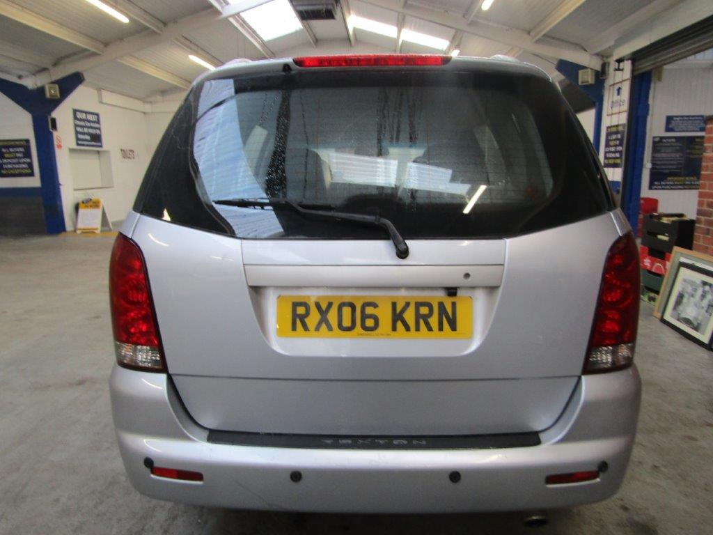 06 06 Ssangyong Rexton RX270 SX7 A - Image 15 of 24