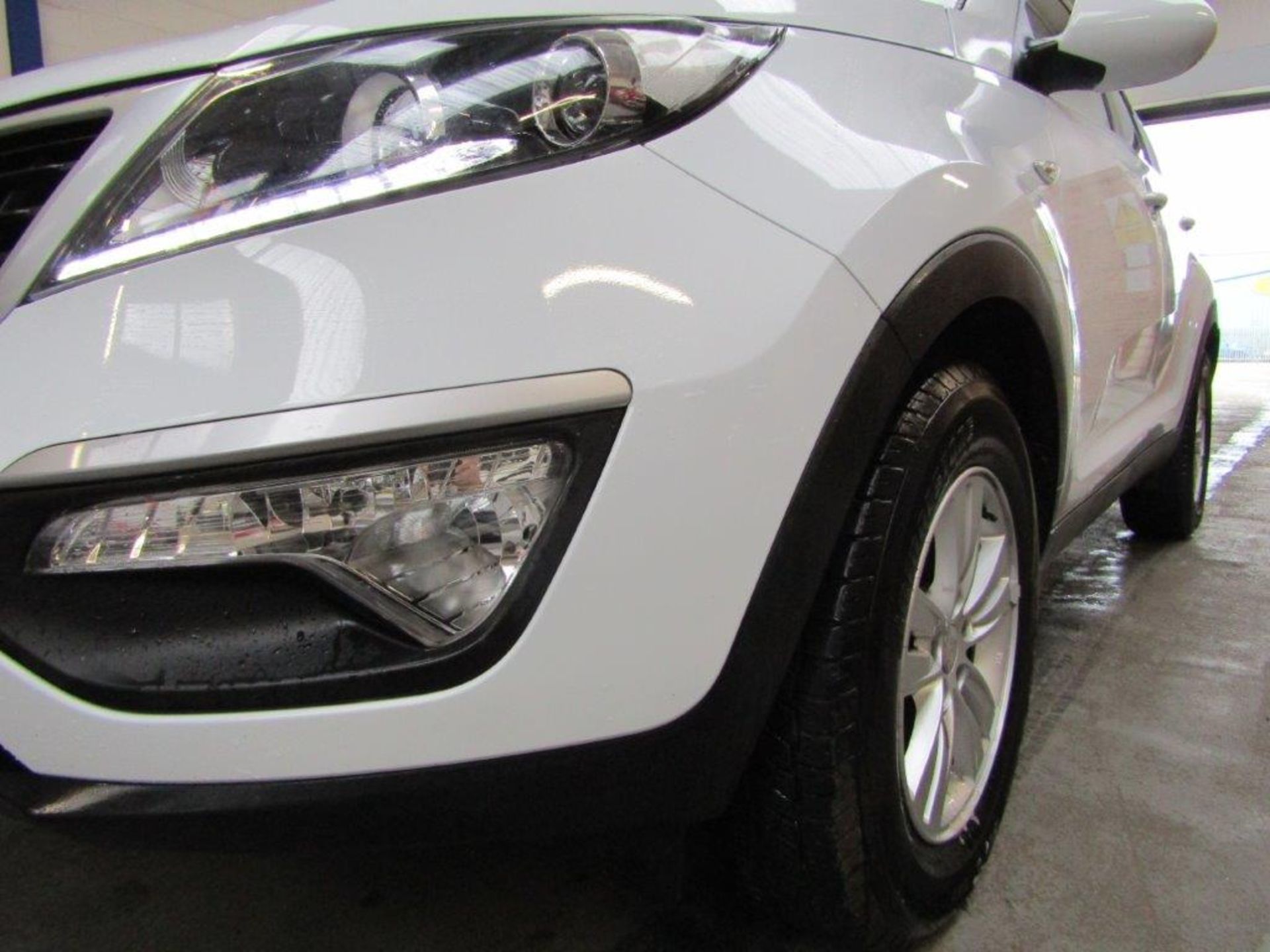 62 12 Kia Sportage 1 - Image 7 of 19