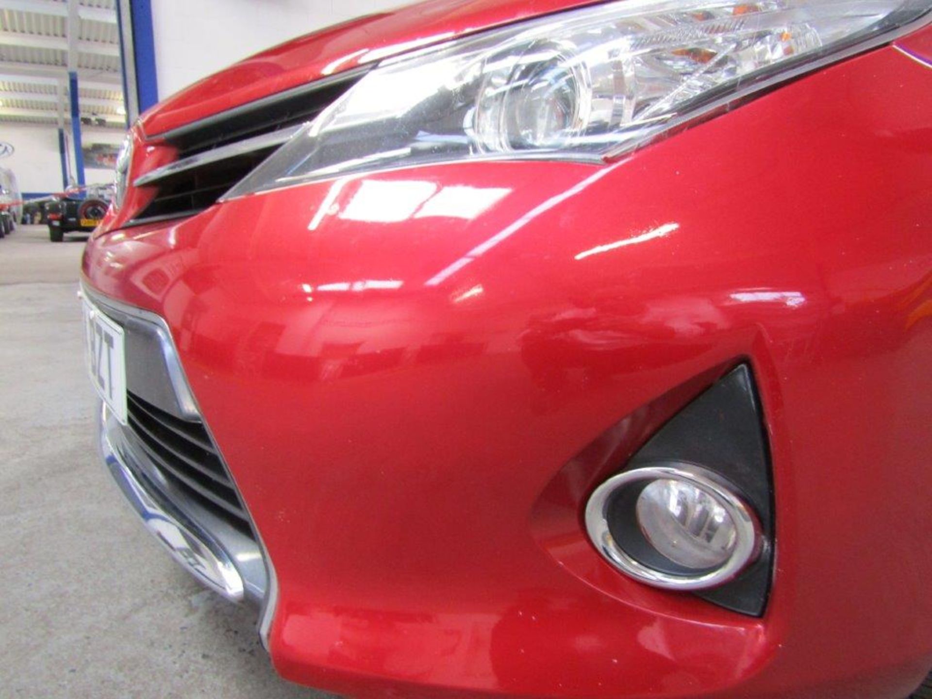 64 14 Toyota Auris Icon + VVT Hybrid - Image 15 of 22