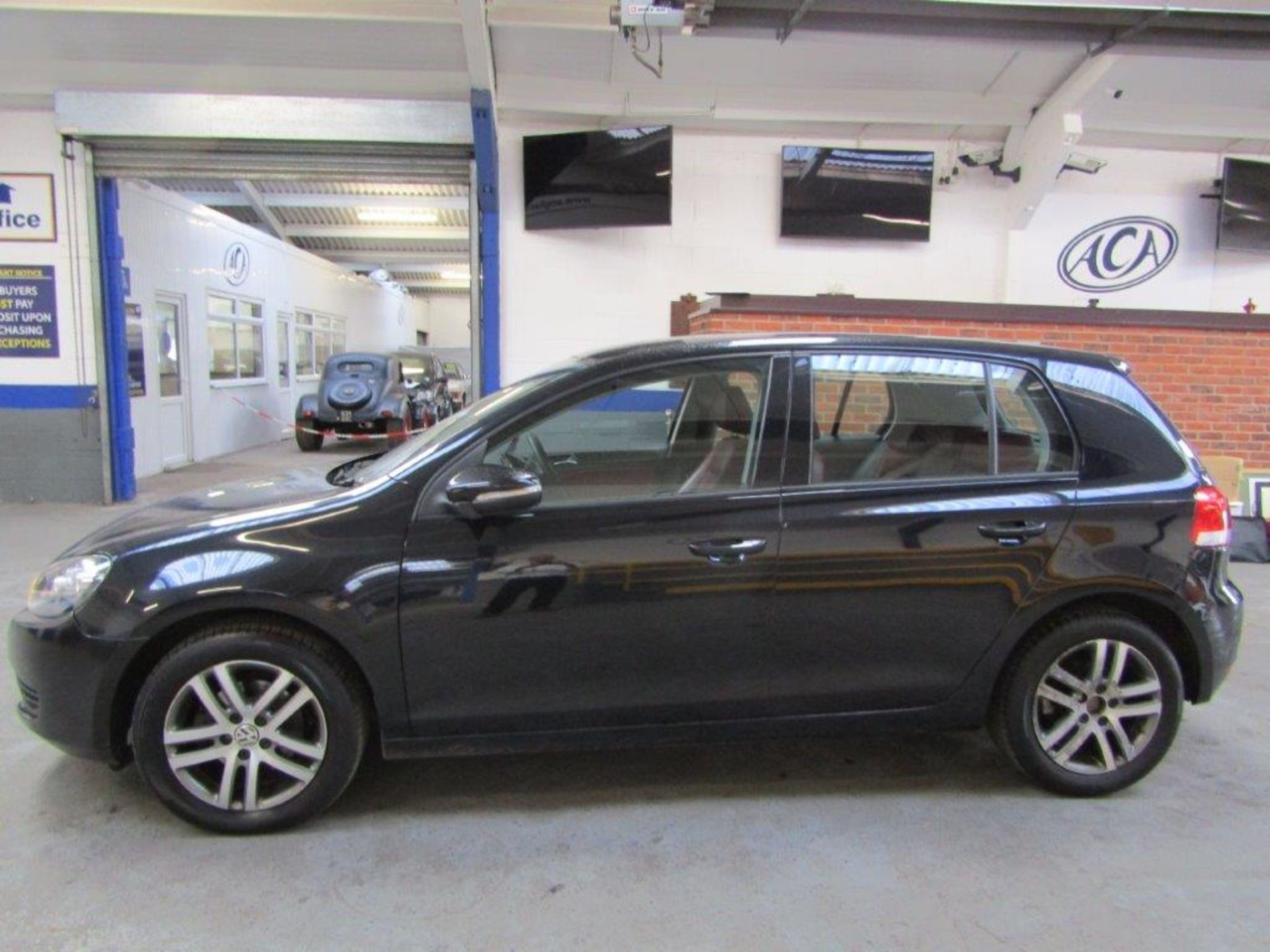 59 09 VW Golf Pulse SE TDi - Image 2 of 21