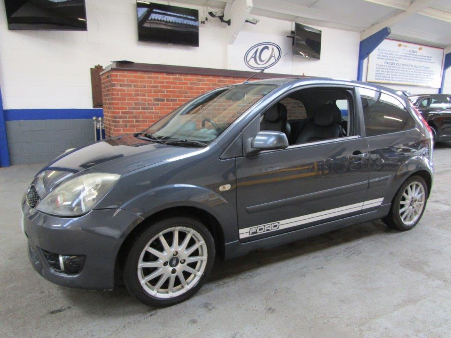 06 06 Ford Fiesta Zetec S