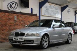 02 02 BMW 330Ci