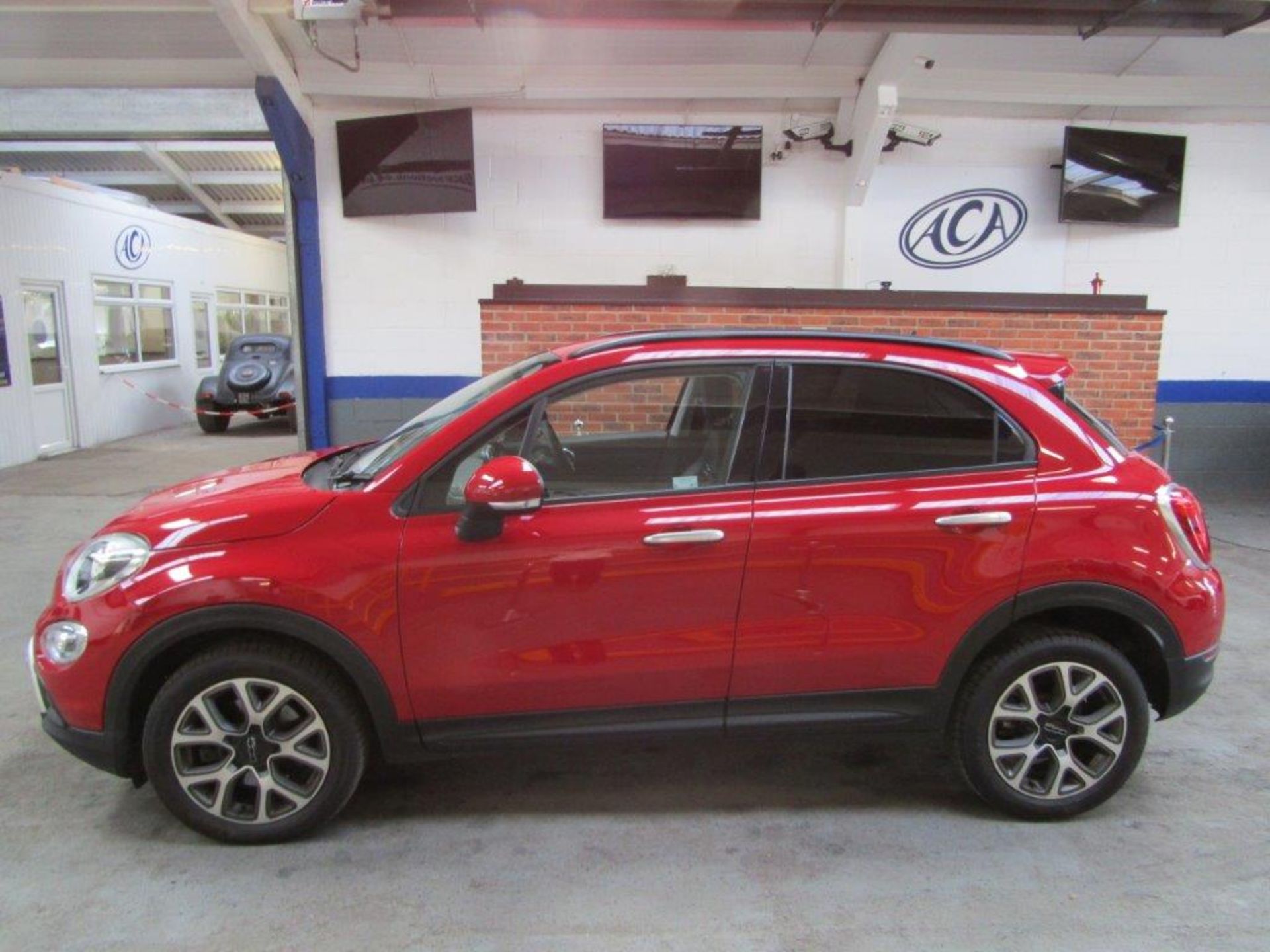 68 18 Fiat 500X Cross Multijet - Image 2 of 29