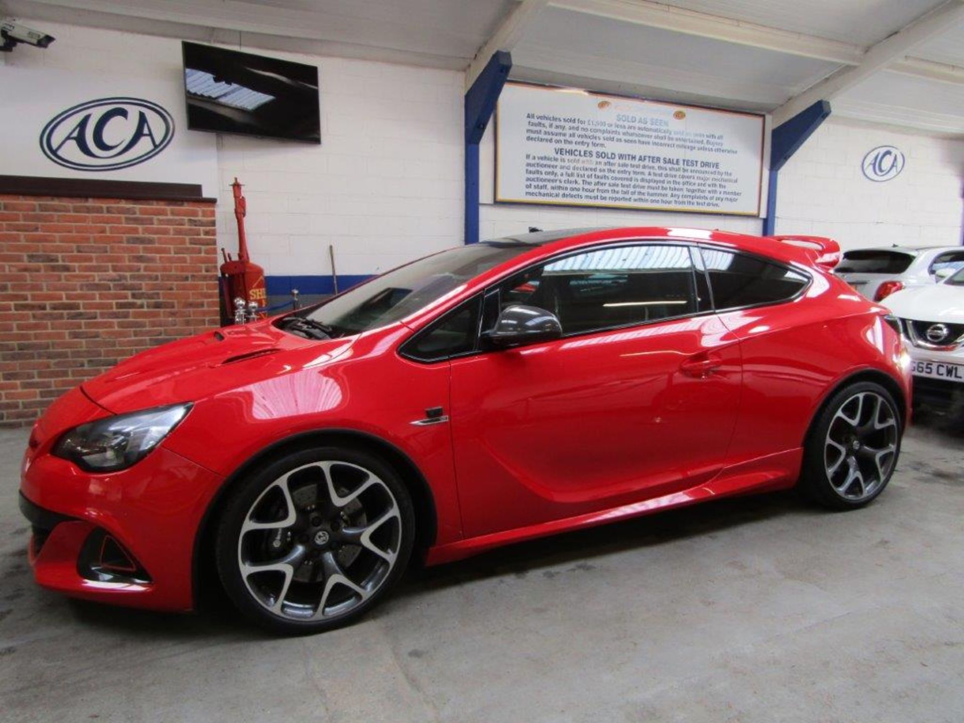 63 13 Vauxhall Astra VXR