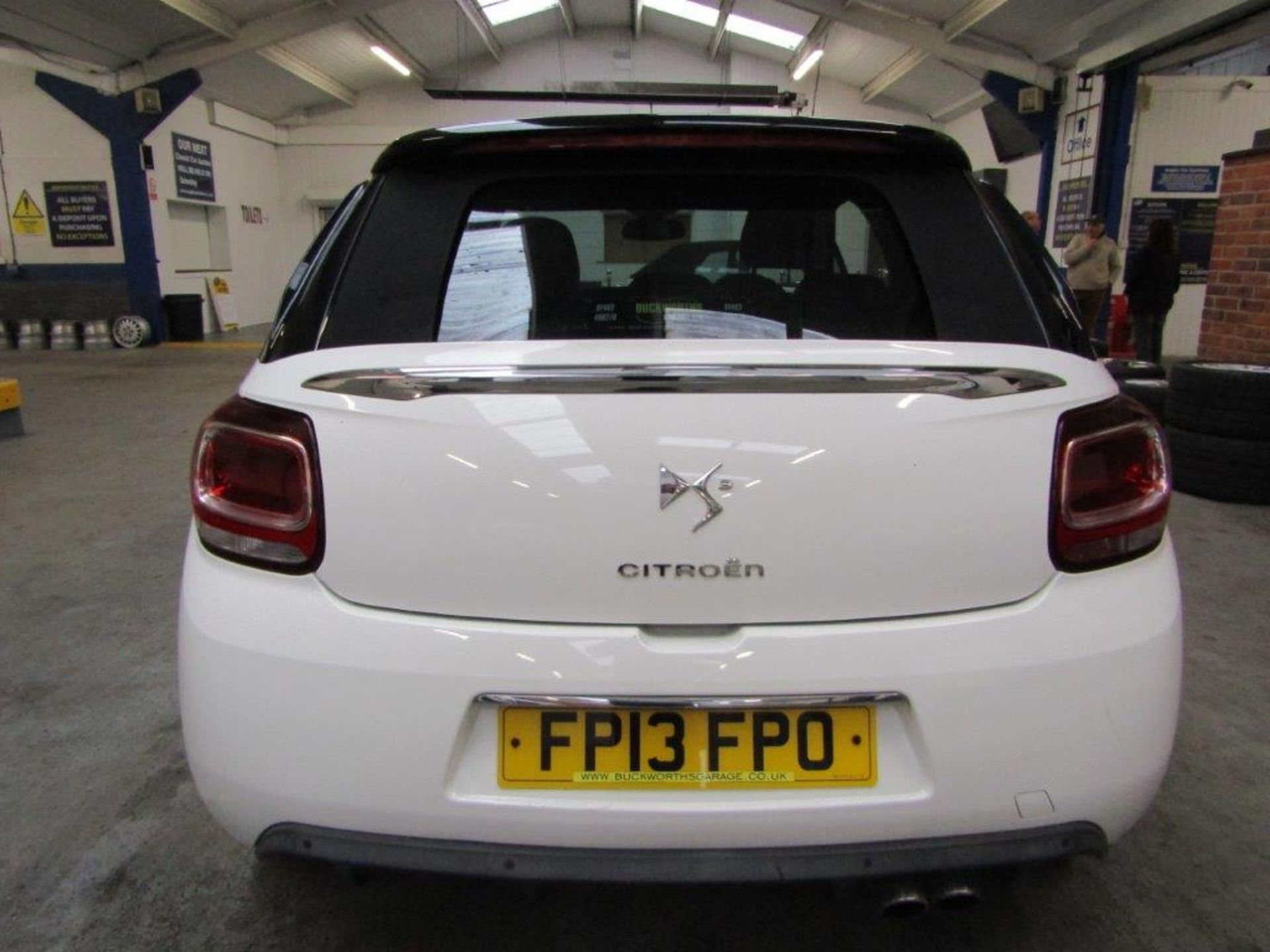 13 13 Citroen DS3 Dsport + - Image 12 of 24