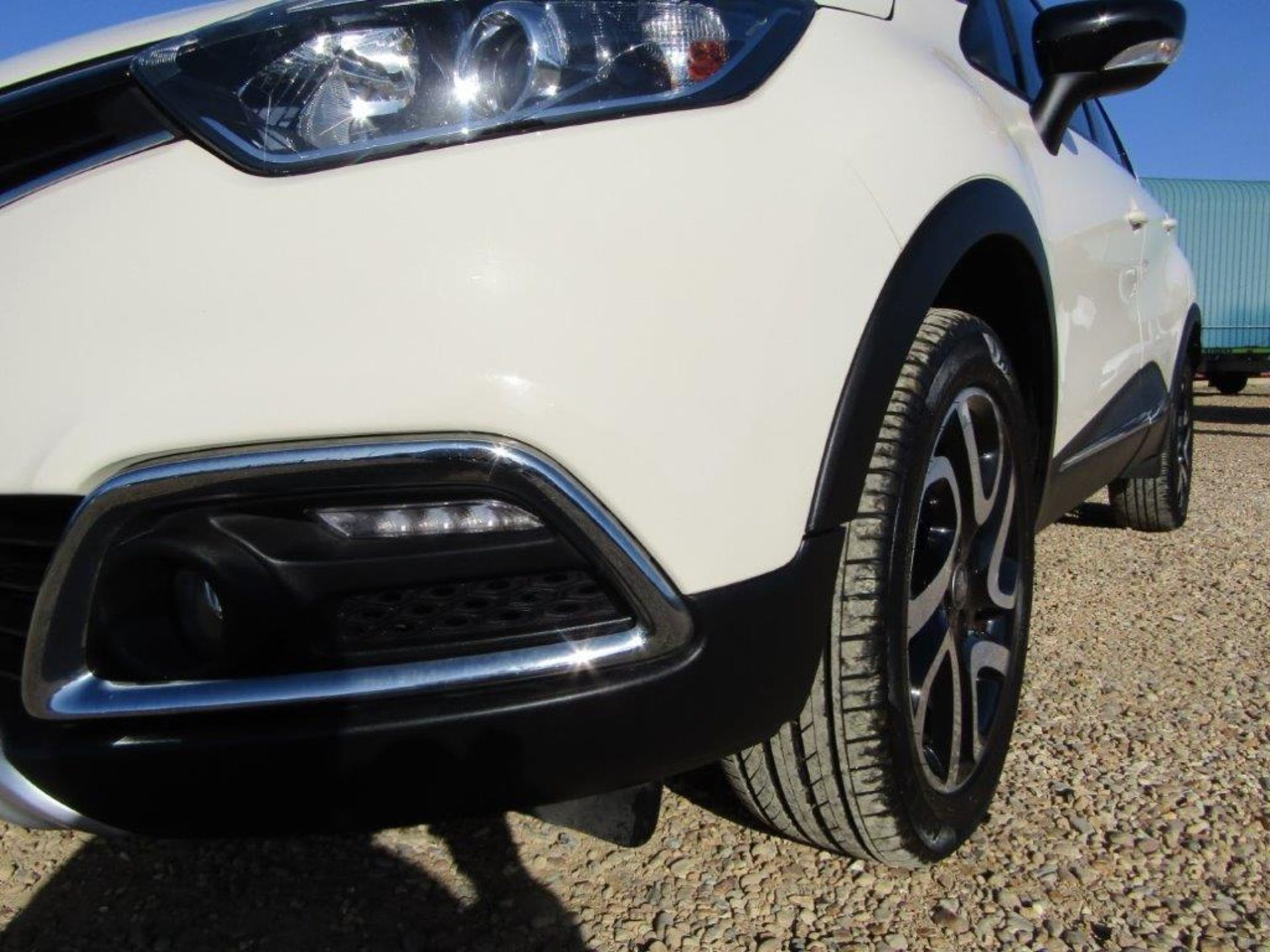 66 17 Renault Captur Signature Nav - Image 21 of 24