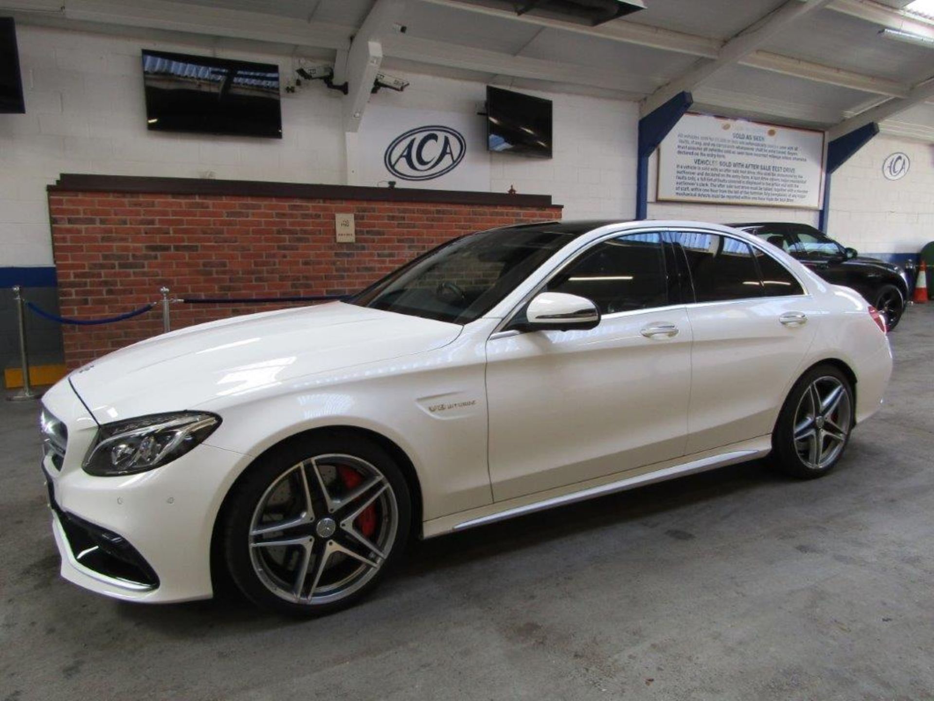 67 17 Mercedes AMG C63 S Premium