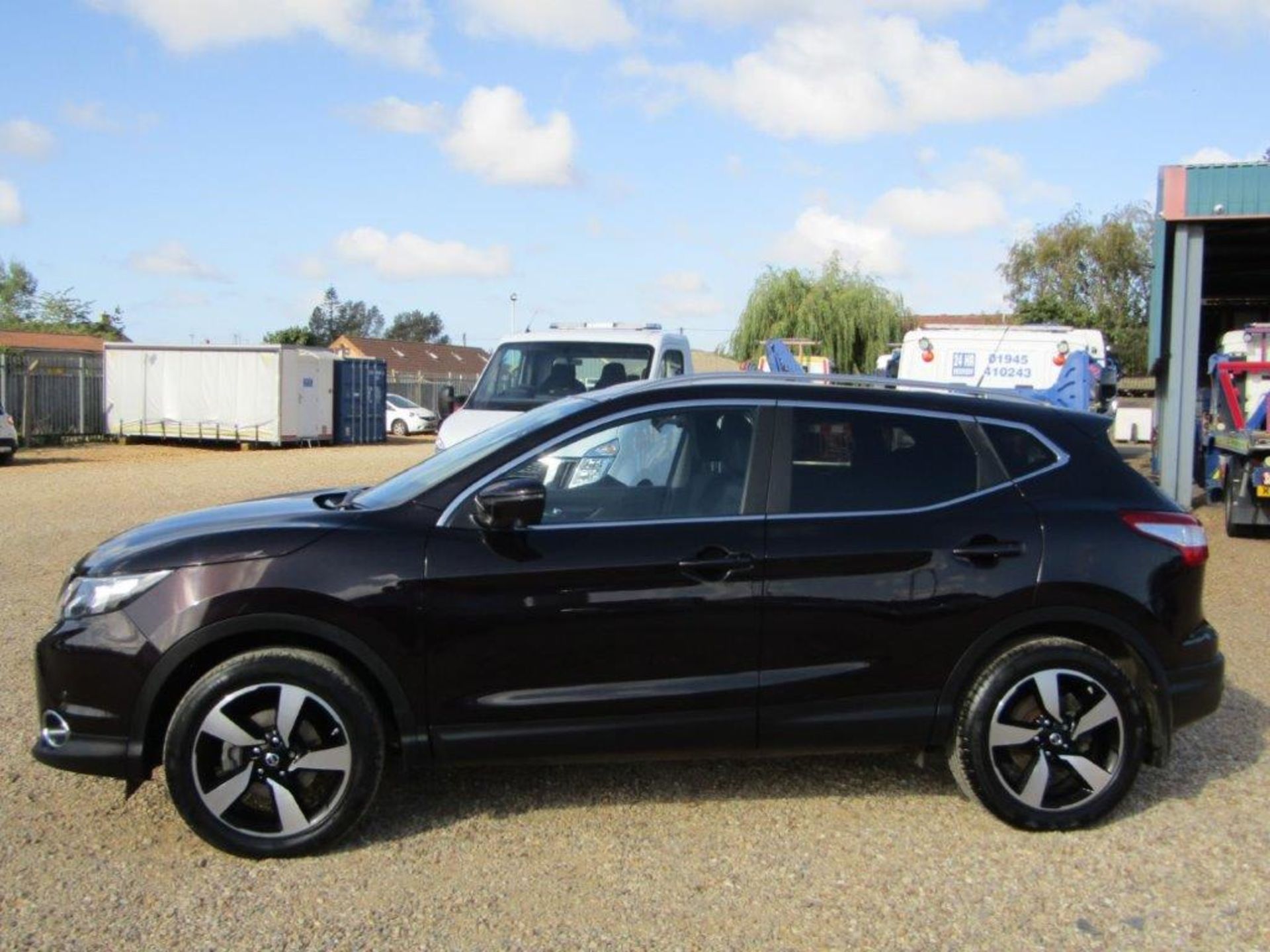 64 14 Nissan Qashqai N-Tec + - Image 2 of 27