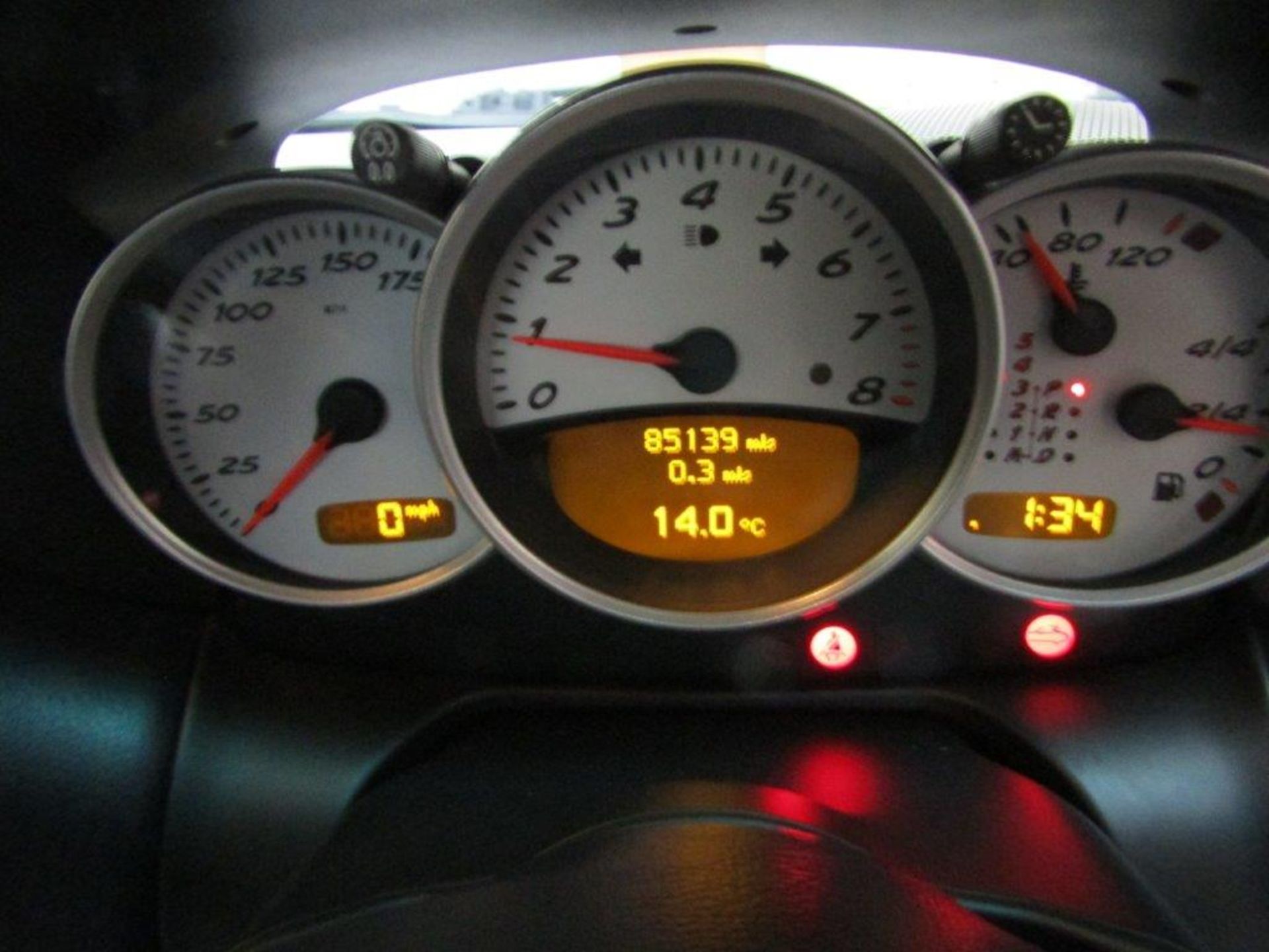 04 04 Porsche Boxster S Tiptronic - Image 11 of 23