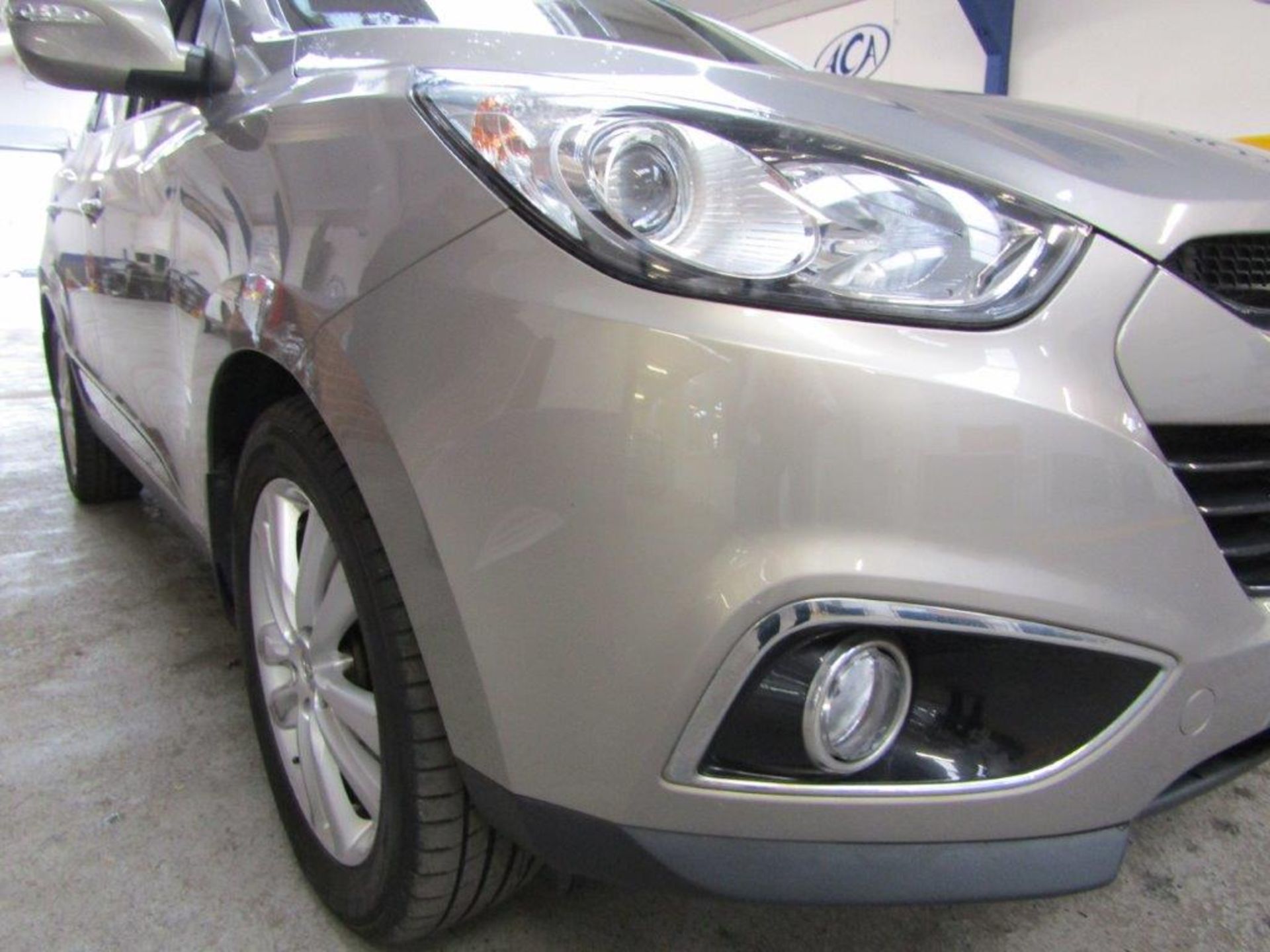 10 10 Hyundai IX35 Style 4WD CRDI - Image 4 of 22