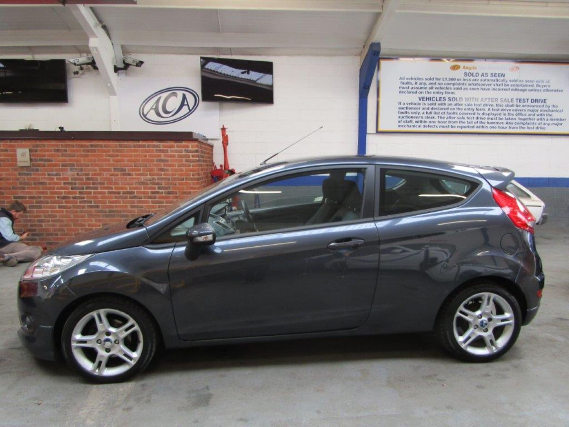 09 09 Ford Fiesta - Image 2 of 21