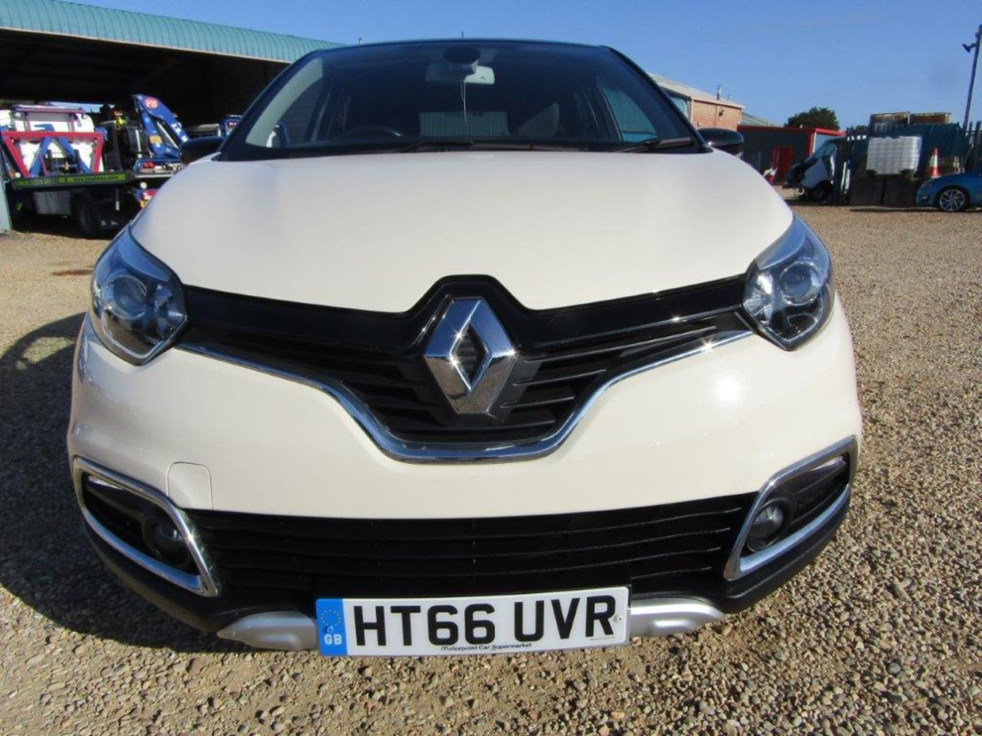 66 17 Renault Captur Signature Nav - Image 14 of 24