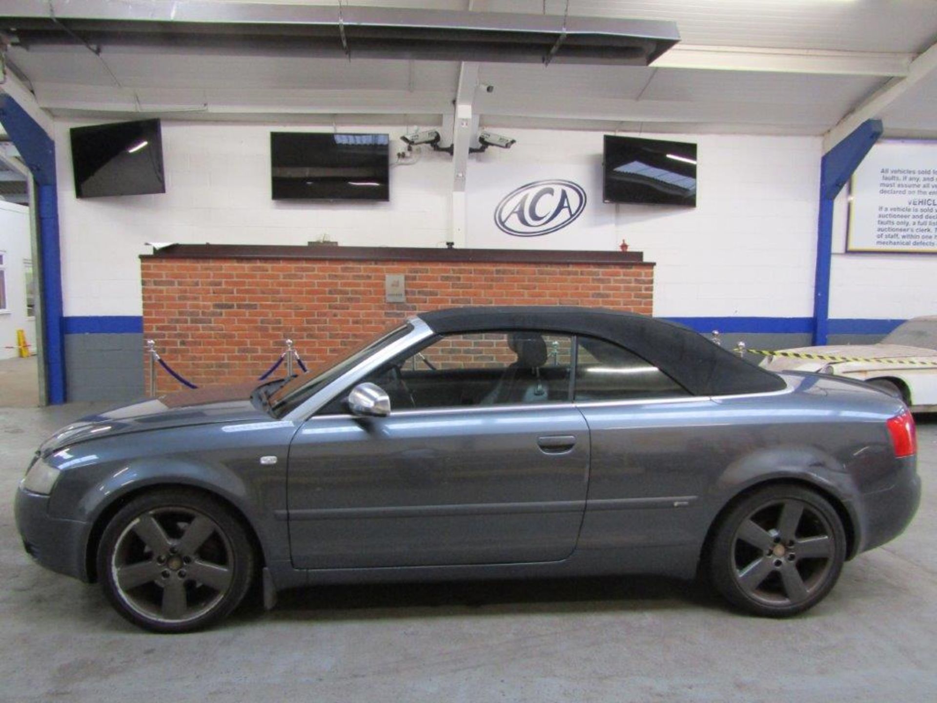 05 05 Audi A4 S line CVT - Image 2 of 21