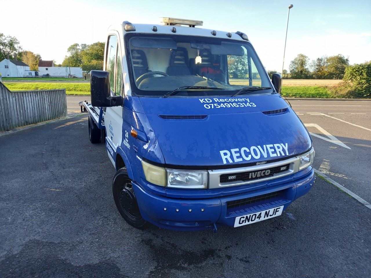 04 04 Iveco Daily 35C13 SWB - Image 2 of 7