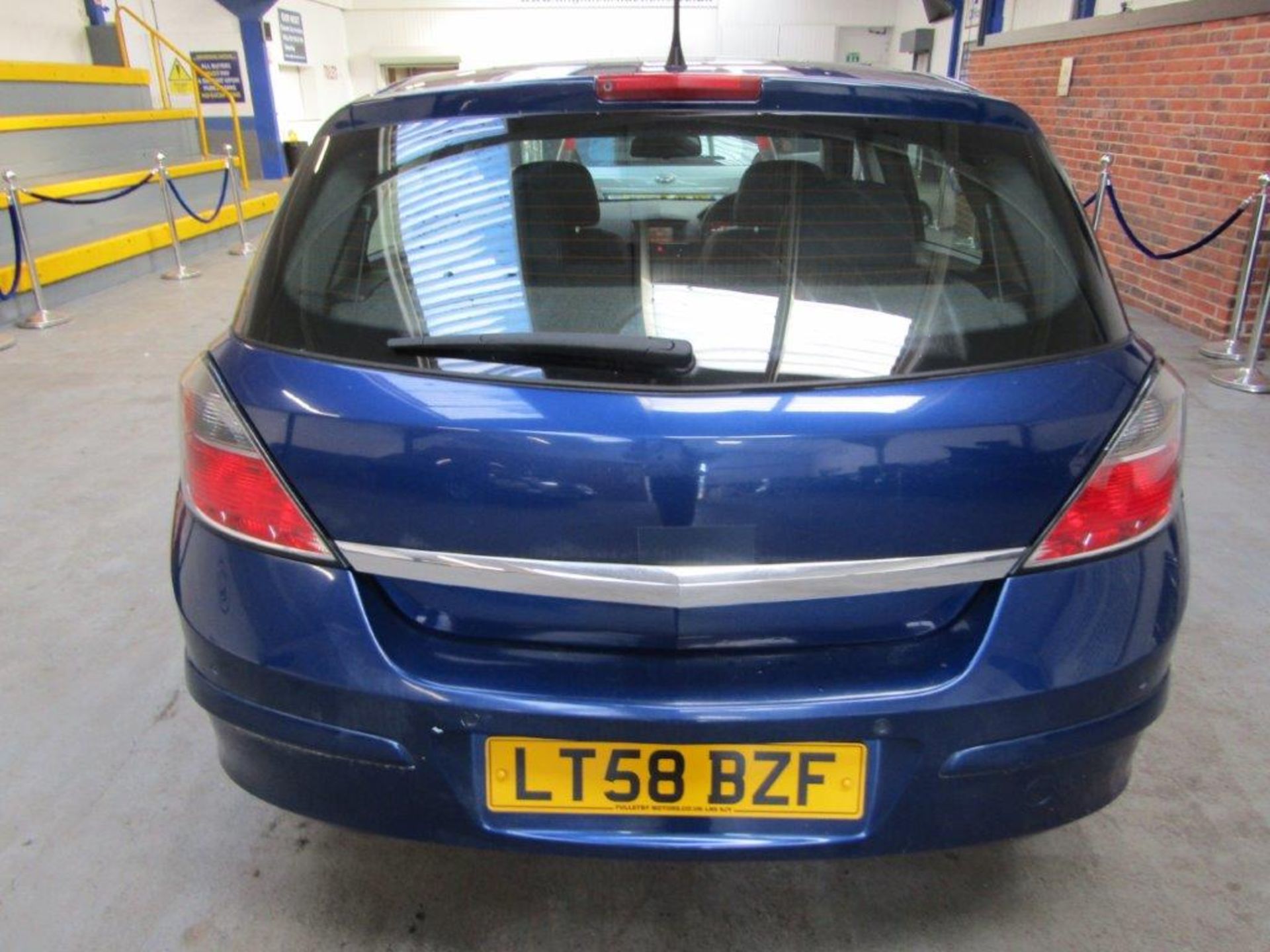 58 08 Vauxhall Astra Design CDTi - Image 11 of 20