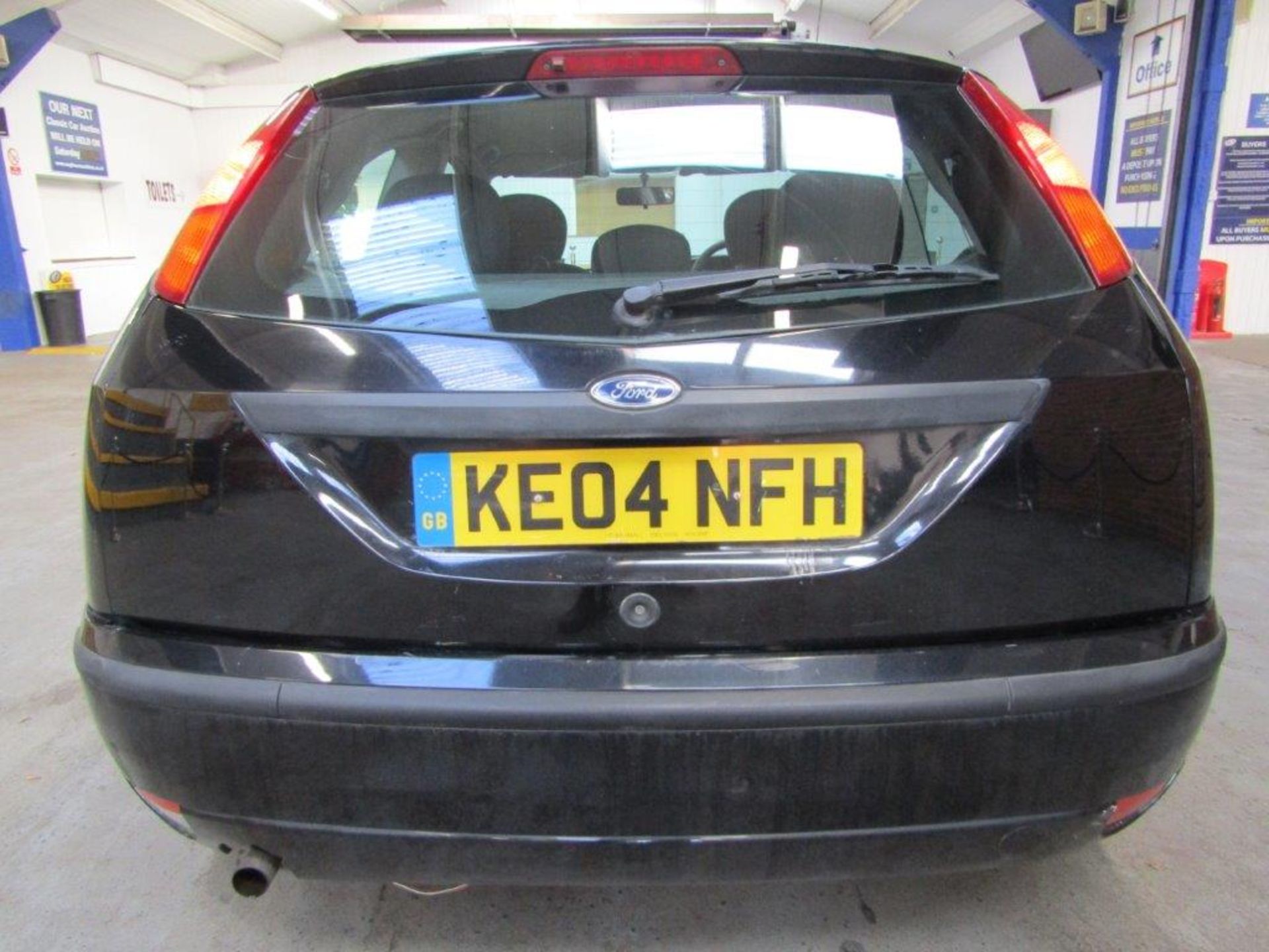 04 04 Ford Focus Zetec - Image 11 of 18