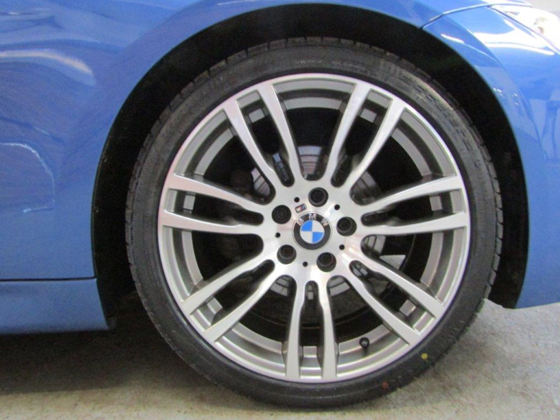 63 13 BMW 320D M Sport - Image 9 of 39