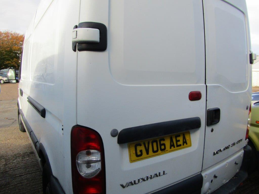 06 06 Vauxhall Movano 3500 CDTI MWB - Image 11 of 13