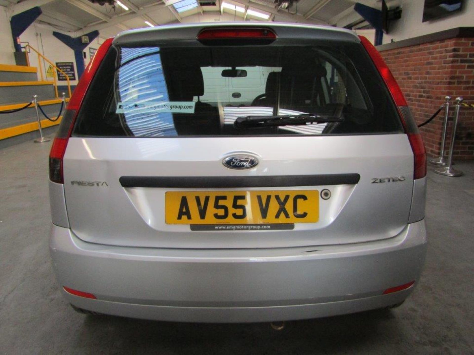 55 05 Ford Fiesta Zetec Climate - Image 10 of 18