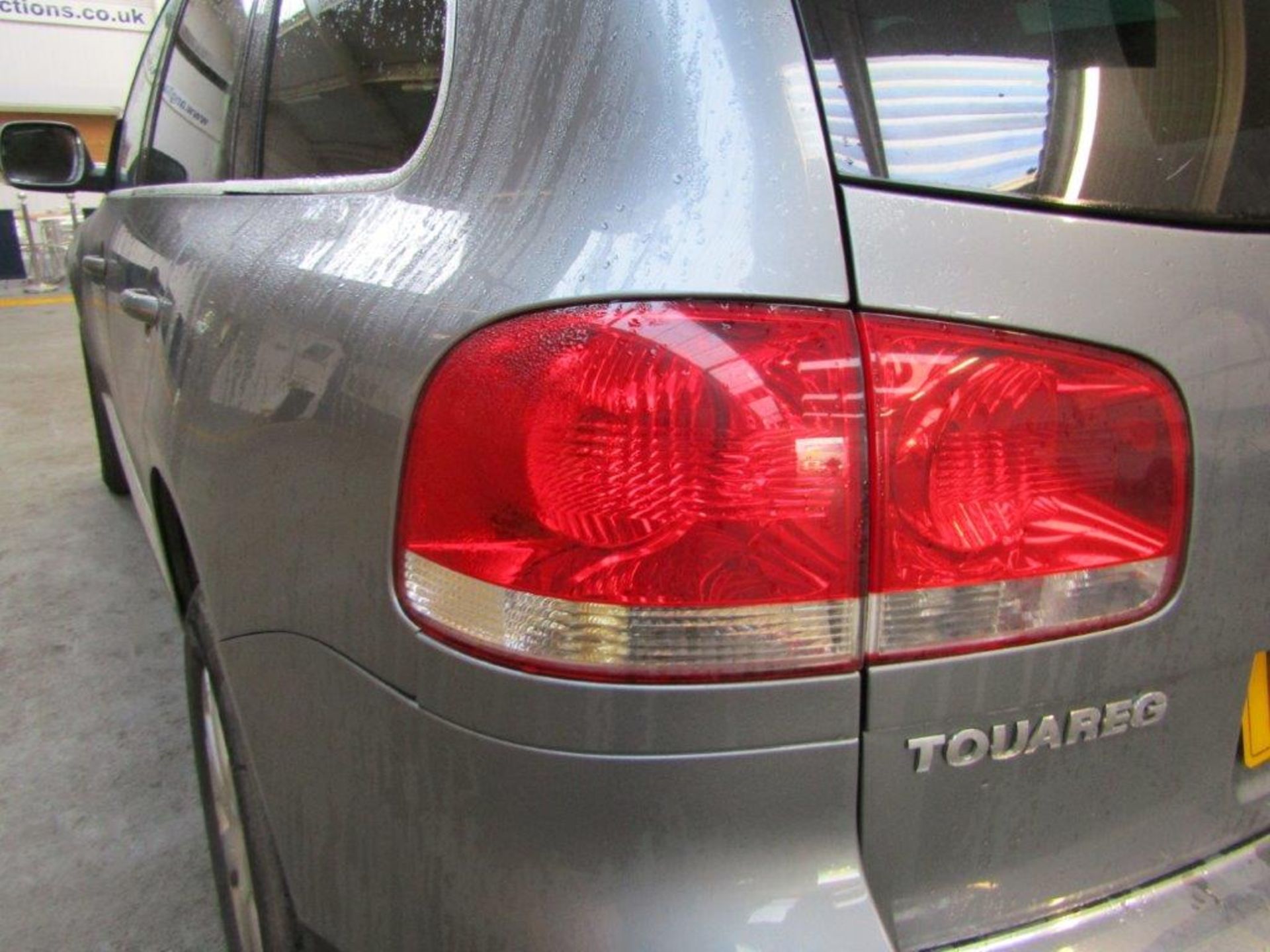 55 05 VW Touareg V6 TDI Sport A - Image 20 of 21