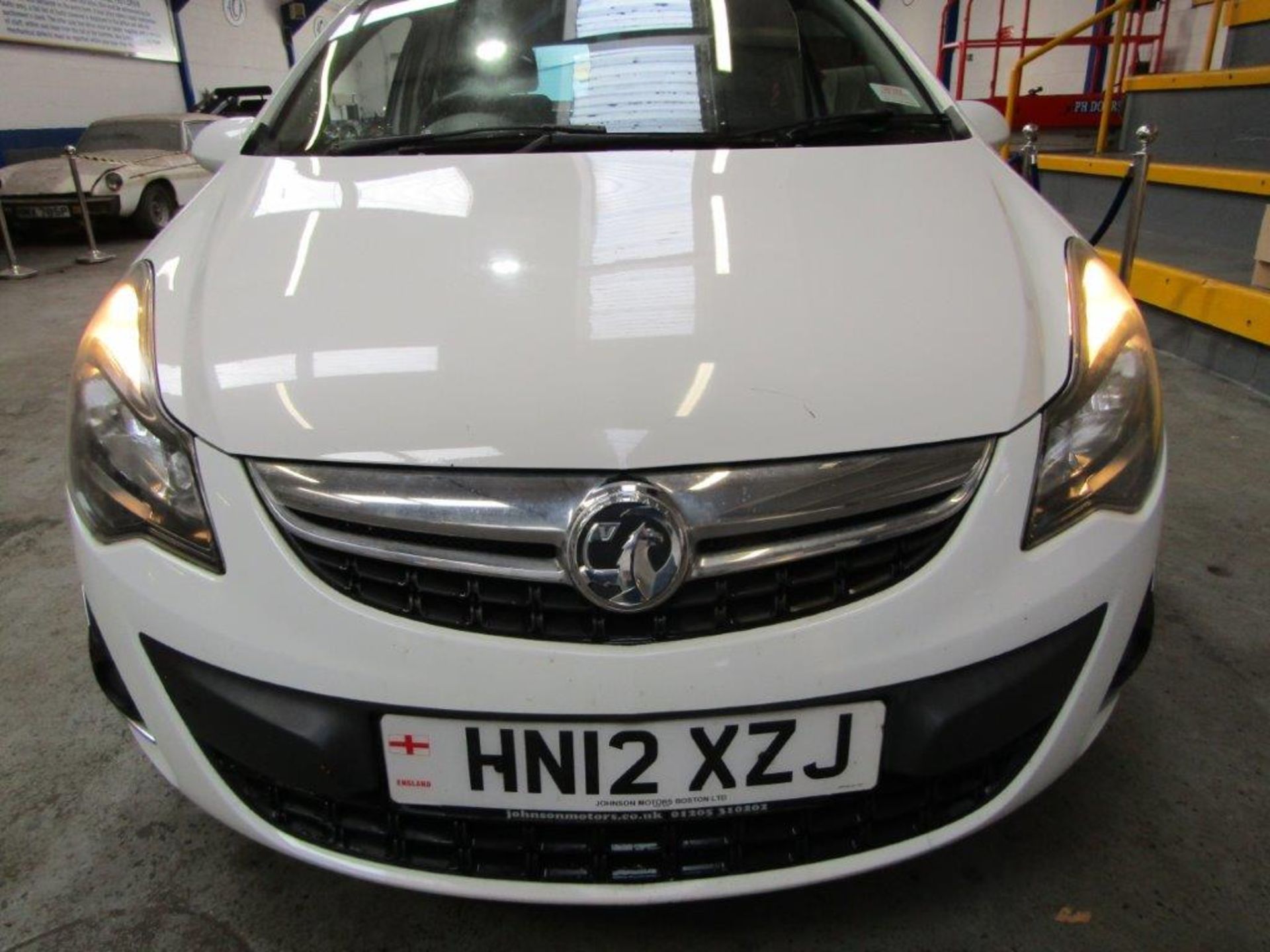 12 12 Vauxhall Corsa SXI - Image 13 of 23