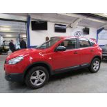 10 10 Nissan Qashqai Visia