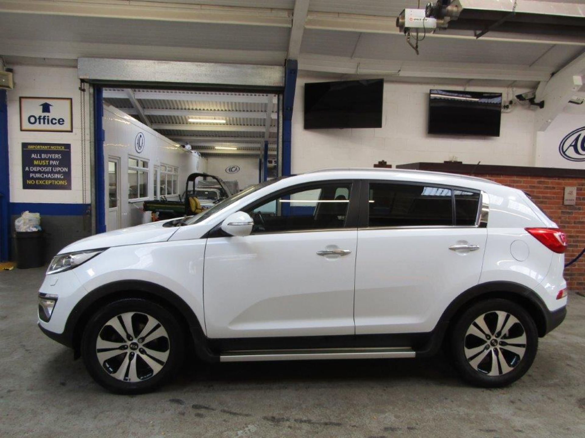 63 13 Kia Sportage 3 CRDi - Image 2 of 27