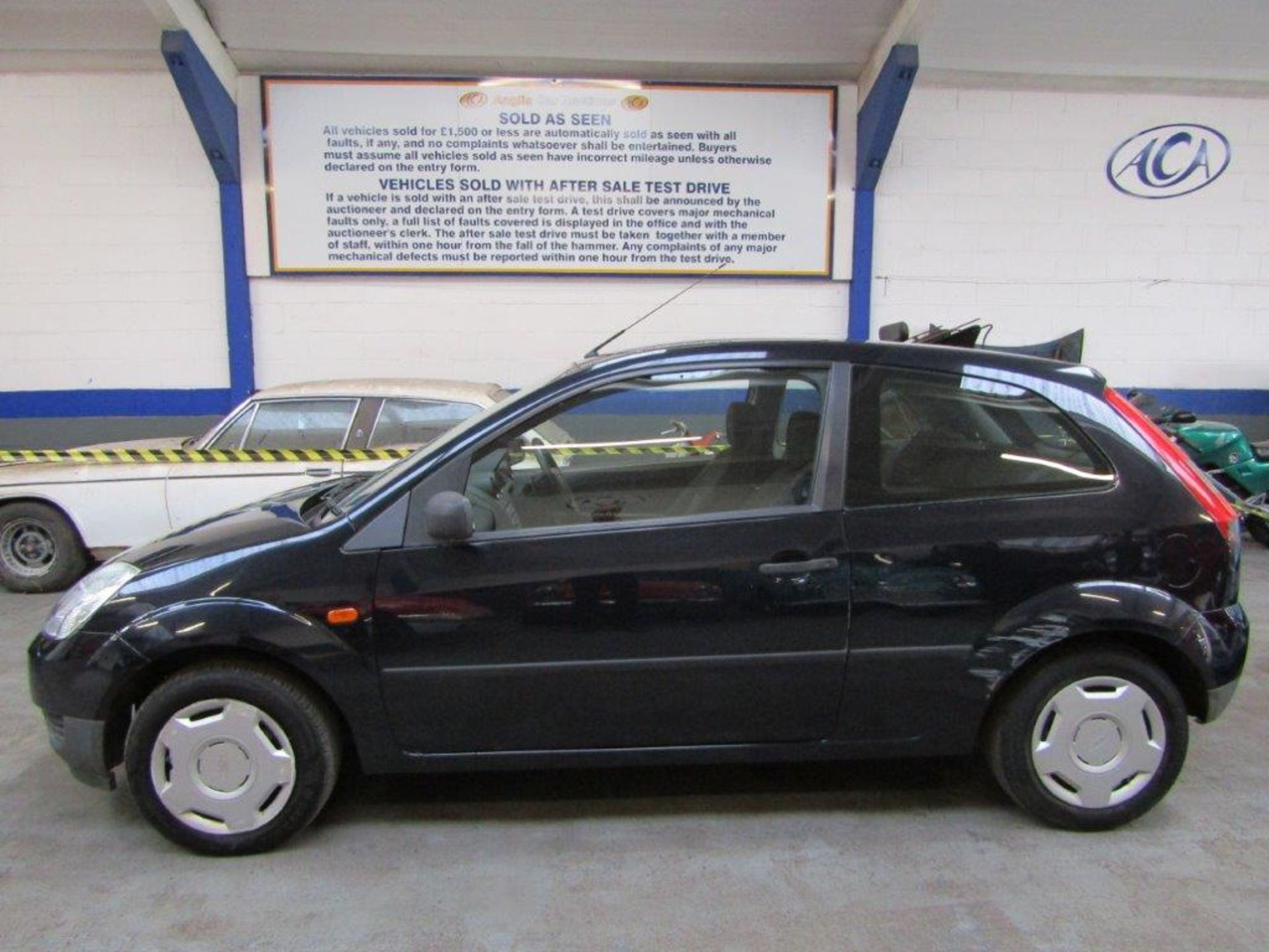 54 04 Ford Fiesta Finesse - Image 2 of 17