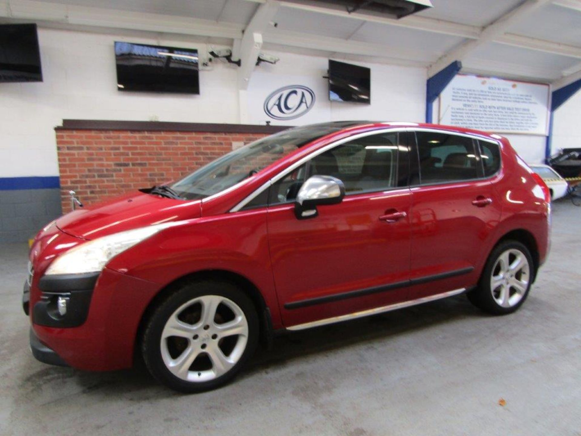 61 11 Peugeot 3008 Exclusive E-HDi