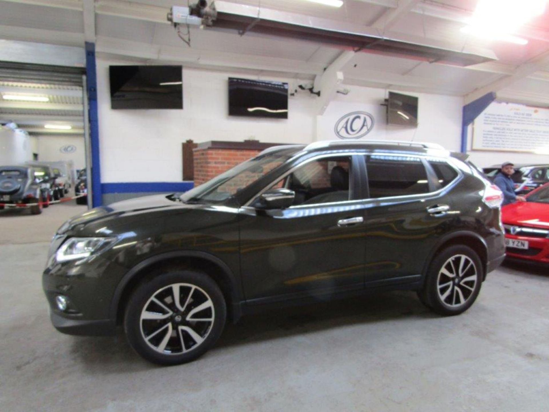 66 16 Nissan X-Trail Tekna DCI