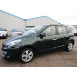 59 09 Renault Scenic Dyn DCI 105