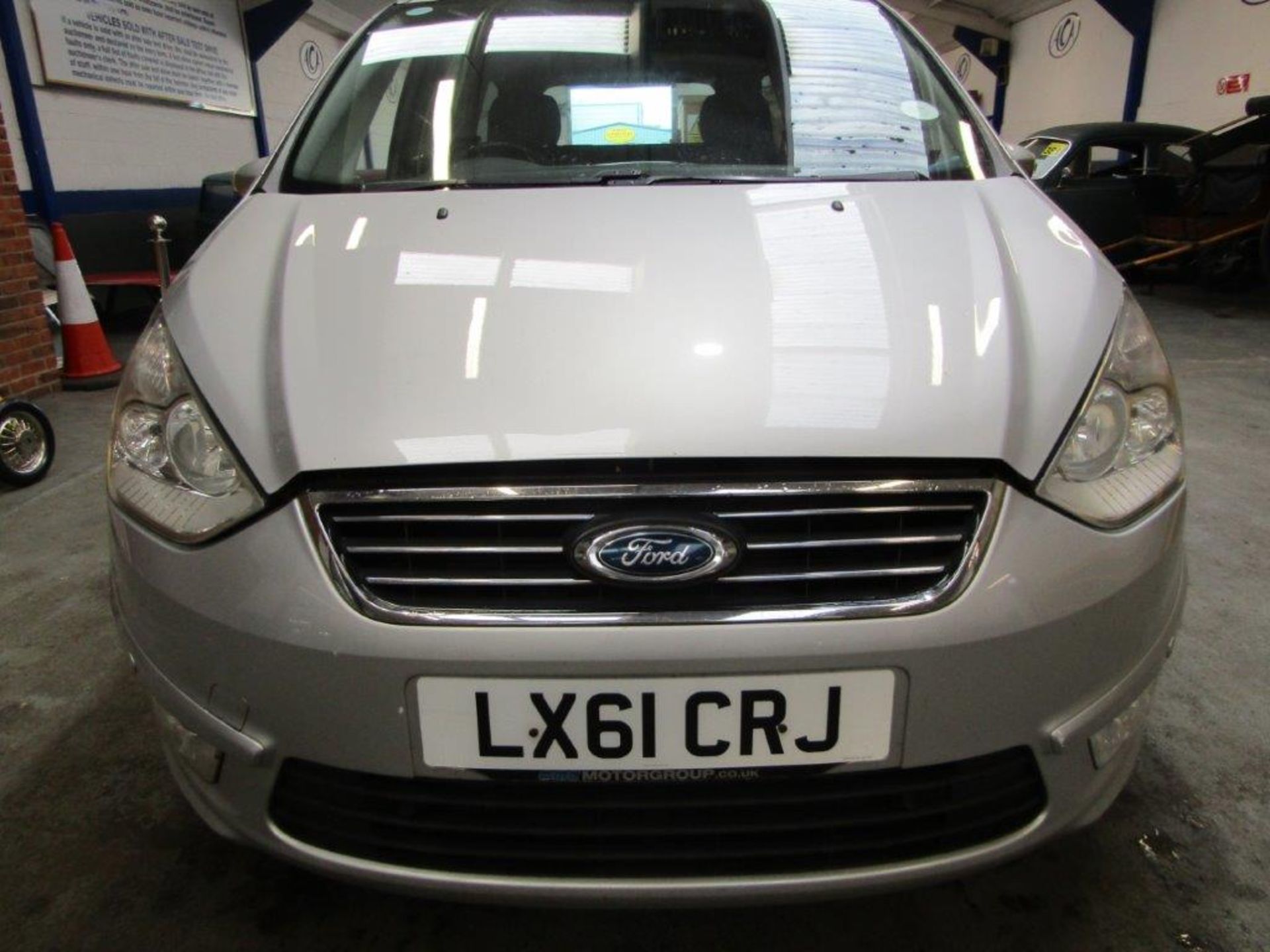 61 11 Ford Galaxy Zetec TDCi Auto - Image 18 of 33