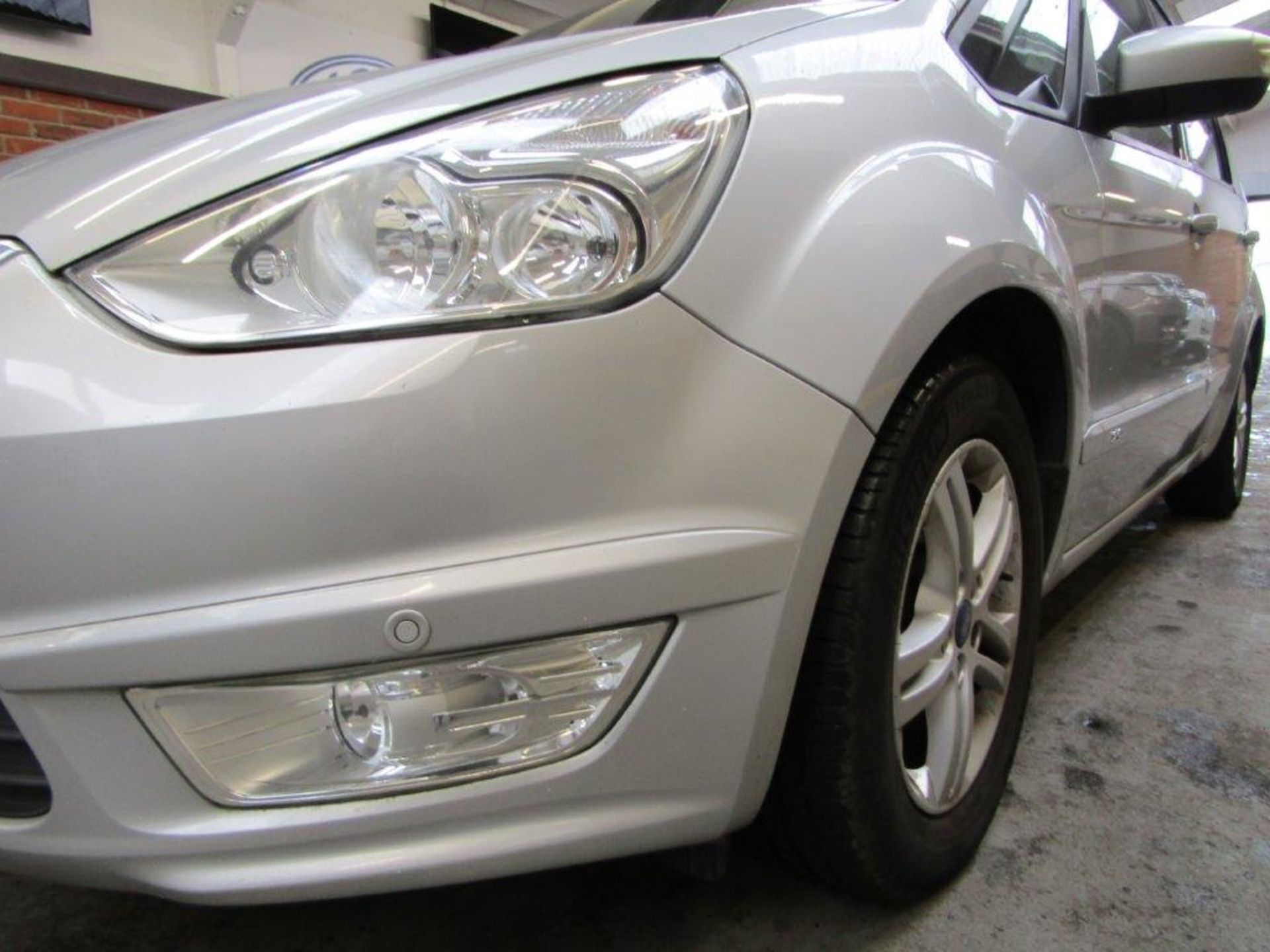 60 10 Ford Galaxy Zetec TDCi Auto - Image 21 of 27