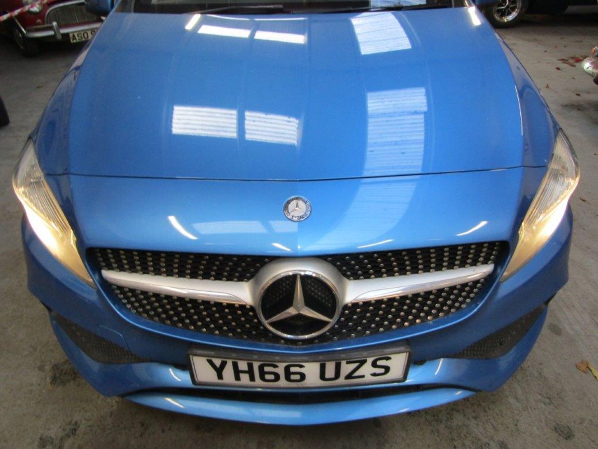 66 16 Merc. A180 D AMG Line Auto - Image 2 of 24