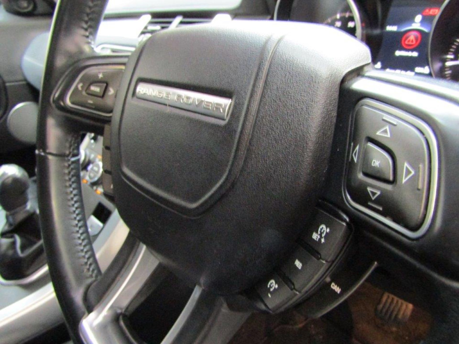 66 16 Range Rover Evoque SE Tech TD4 - Image 14 of 24