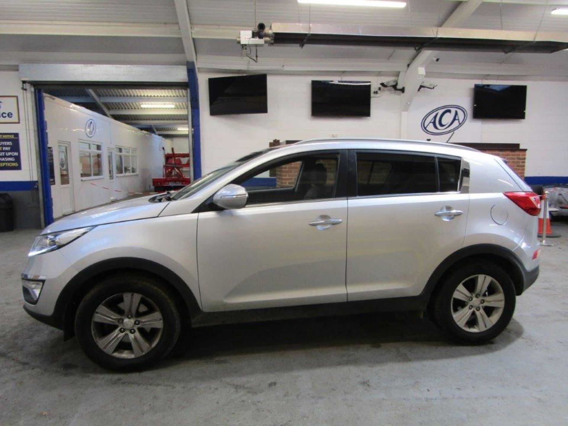 62 12 Kia Sportage 2 - Image 2 of 24