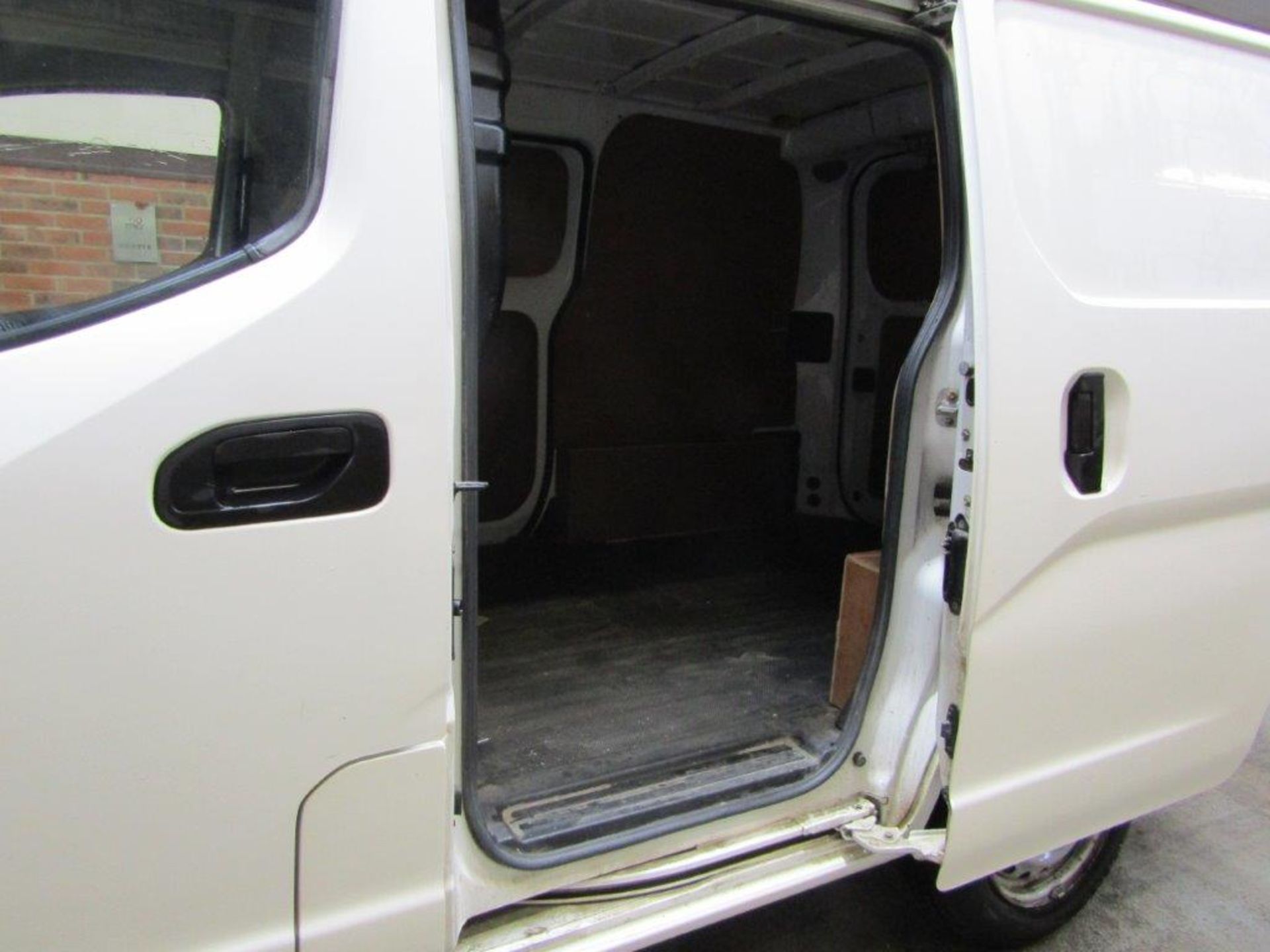 61 12 Nissan NV200 SE DCi - Image 20 of 20