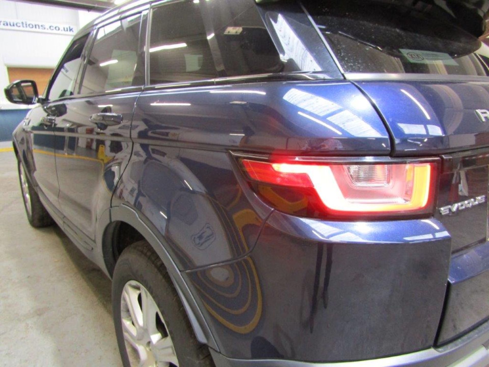 65 15 Range Rover Evoque SE Tech TD - Image 16 of 28