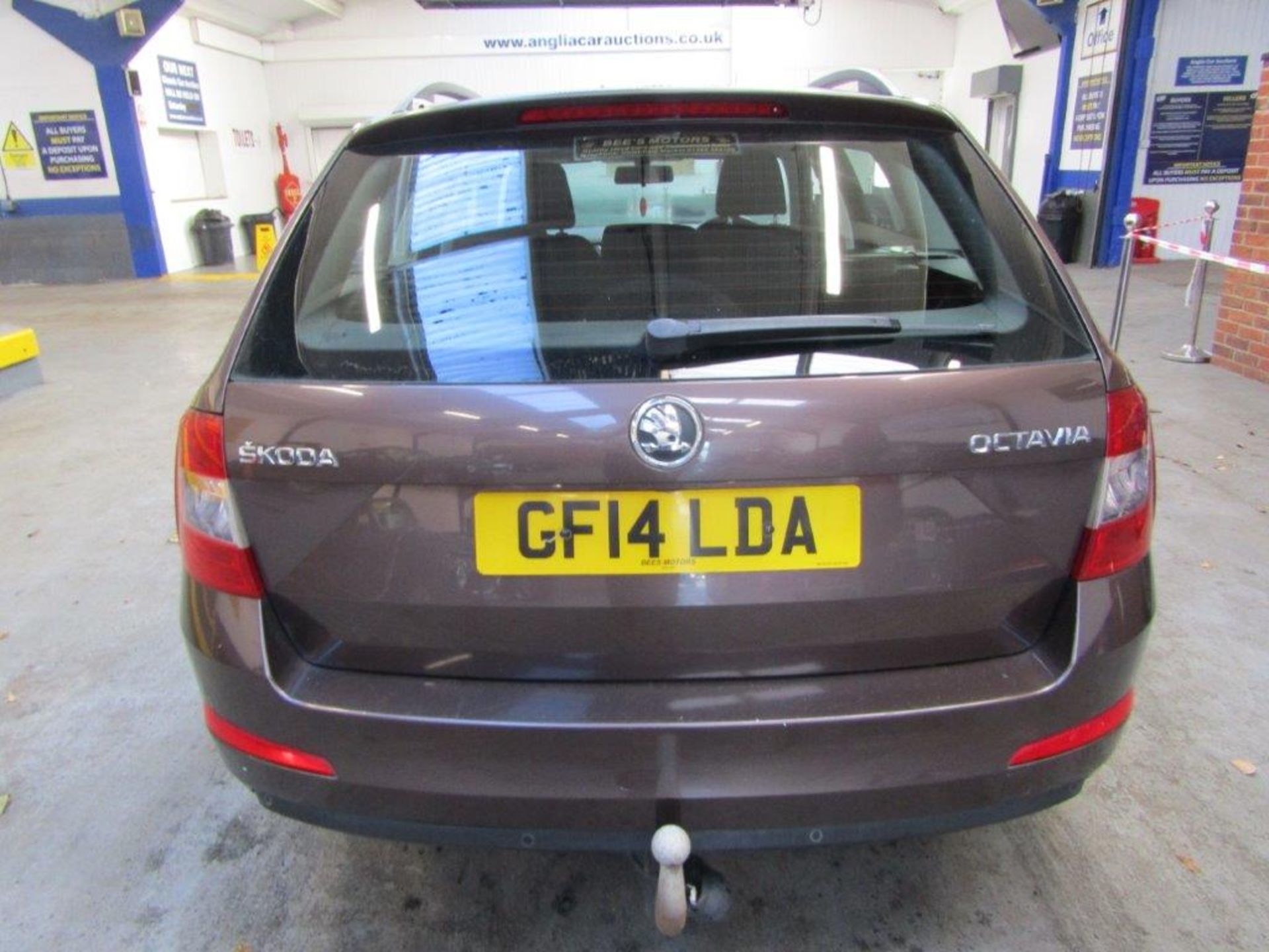 14 14 Skoda Octavia SE TDi CR - Image 21 of 22