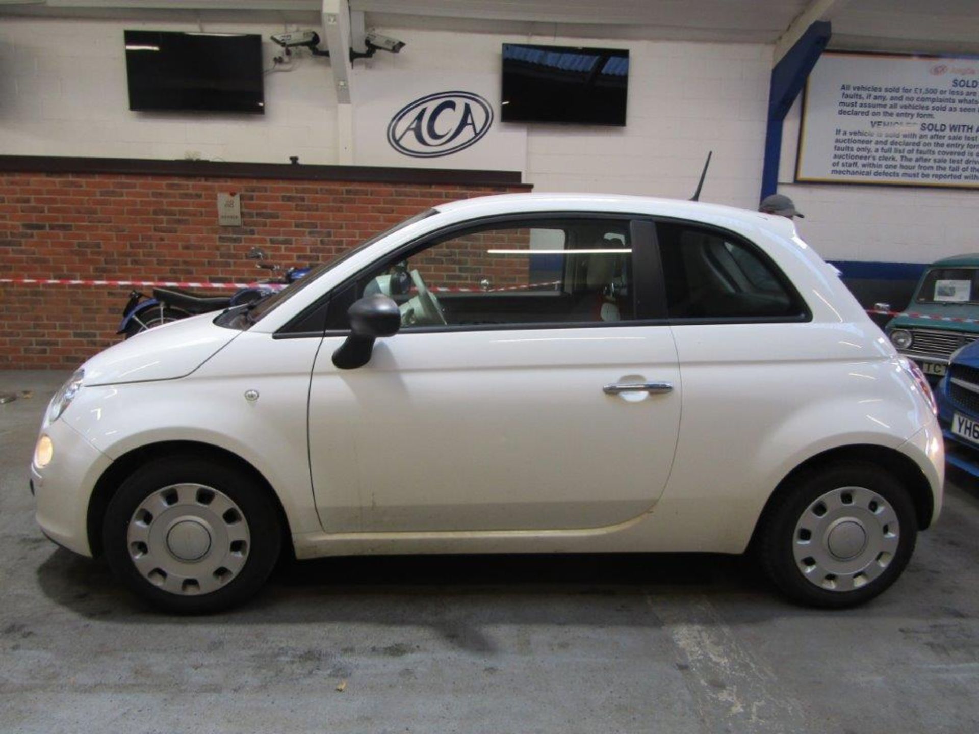 64 14 Fiat 500 Pop - Image 2 of 21