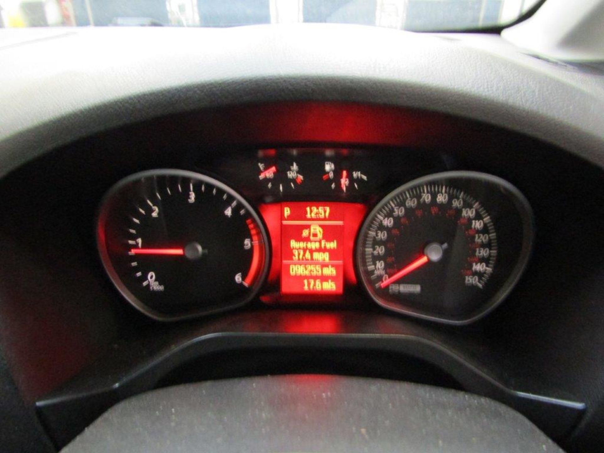 63 13 Ford Galaxy Zetec TDCi Auto - Image 20 of 22